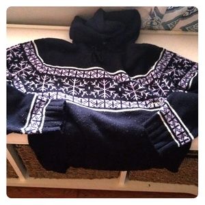 O'Neill sweater with hood